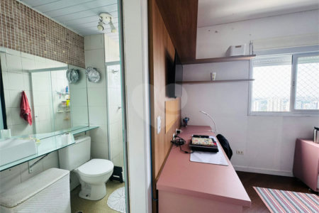 Apartamento à venda com 3 quartos, sendo 1 suíte, em Jardim Zaira, Guarulhos, SP