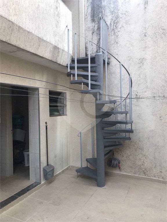 Sobrado à venda com 3 quartos em Vila Guilherme, São Paulo, SP