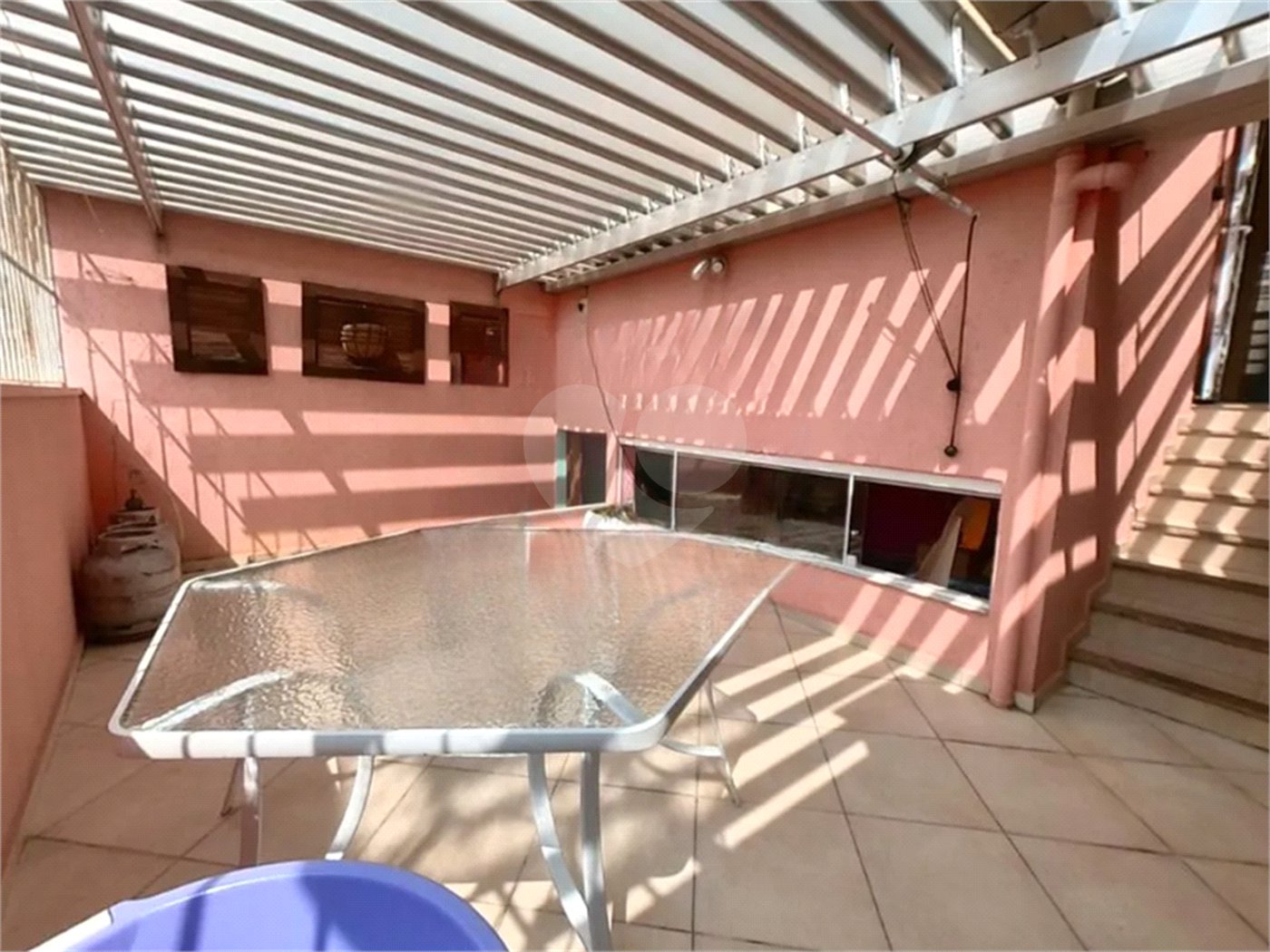 Sobrado à venda com 3 quartos, sendo 1 suíte, em Vila Pereira Barreto, São Paulo, SP