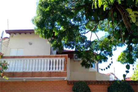 Casa à venda com 3 quartos, sendo 1 suíte, em Jardim Ester, São Paulo, SP
