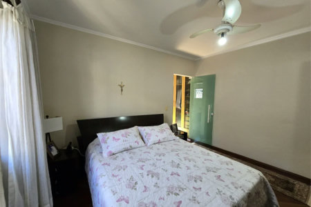 Sobrado à venda com 4 quartos, sendo 1 suíte,  em Vila Jaguara, São Paulo, SP