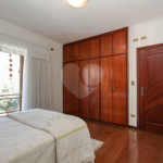 Casa à venda com 4 quartos, sendo 3 suítes, em City América, São Paulo, SP