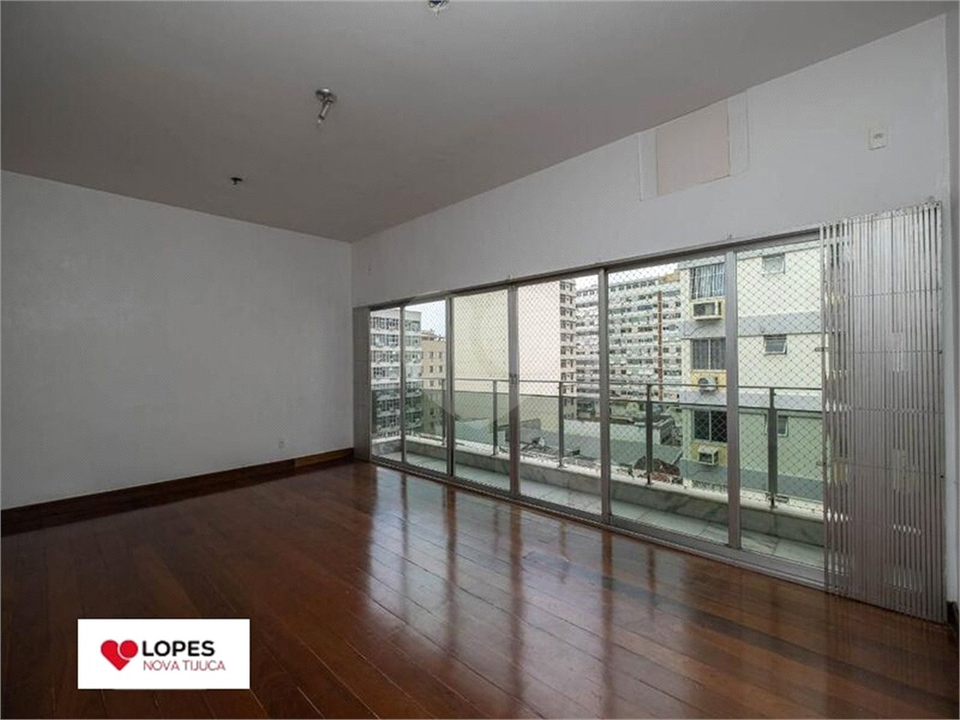 Apartamento à venda com 4 quartos, sendo 2 suítes, em Tijuca, Rio de Janeiro, RJ