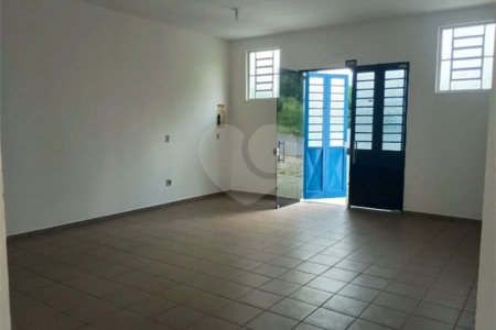 Salão Comercial a Venda no Jardim Melle em Vinhedo/SP