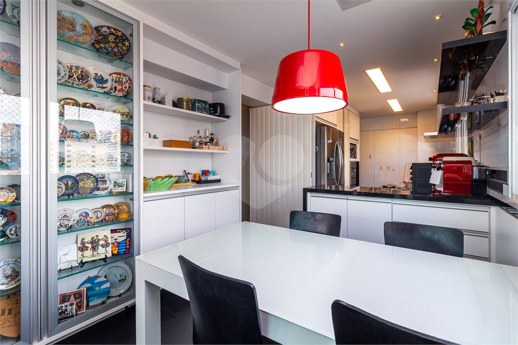 Apartamento à venda com 3 suítes em Saúde, São Paulo, SP