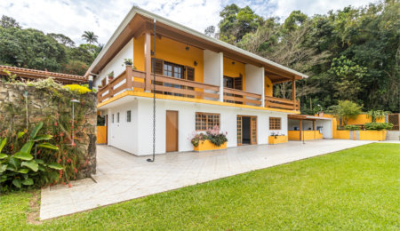 Chácara à venda com 4 quartos, sendo 2 suítes,  em Portão, Atibaia, SP