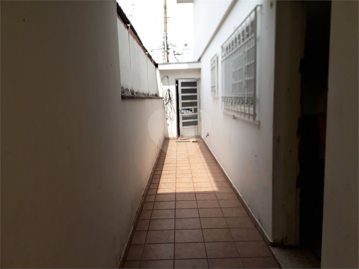 Sobrado à venda com 3 quartos, sendo 1 suíte, em Tremembé, São Paulo, SP