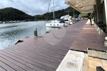 Apartamento à venda com 1 suíte em Ponta da Cruz, Angra dos Reis, RJ