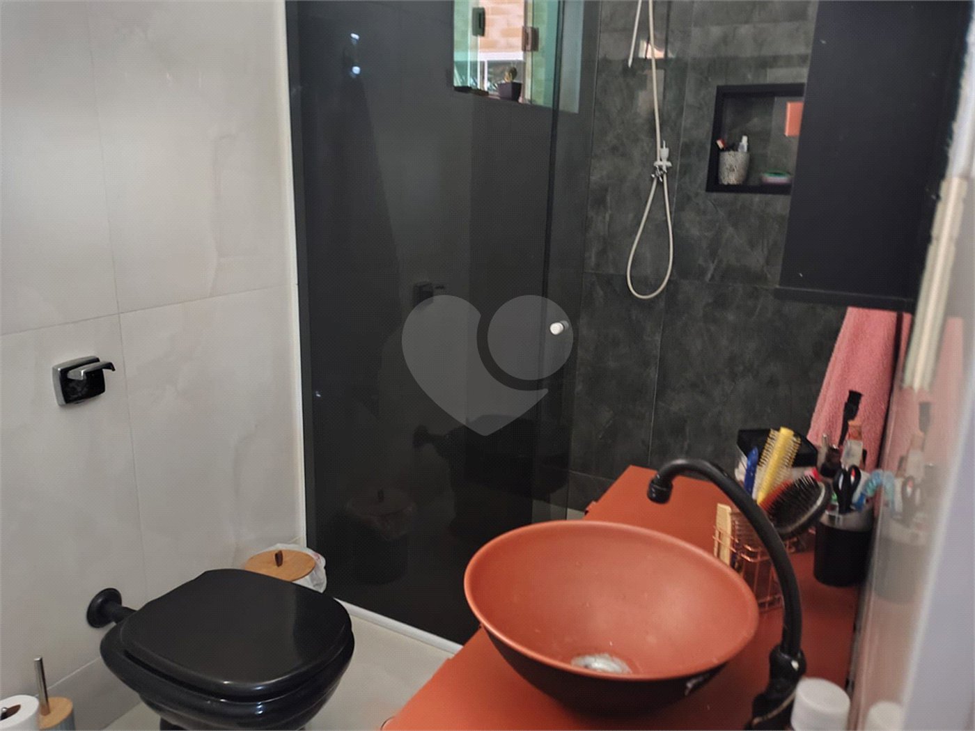 Casa à venda com 3 quartos, sendo 2 suítes, em Jardim Josane, Sorocaba, SP