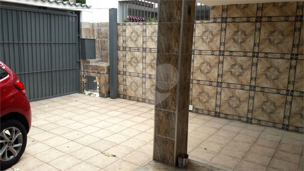 Casa Térrea à venda ou para alugar com 4 quartos, sendo 1 suíte, em Jardim Aeroporto, São Paulo, SP
