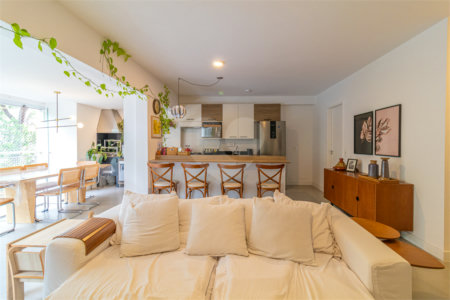 Apartamento à venda com 3 quartos, sendo 1 suíte,  em Morumbi, São Paulo, SP