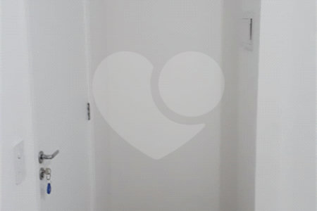 Apartamento à venda com 2 quartos em Parque Arariba, São Paulo, SP