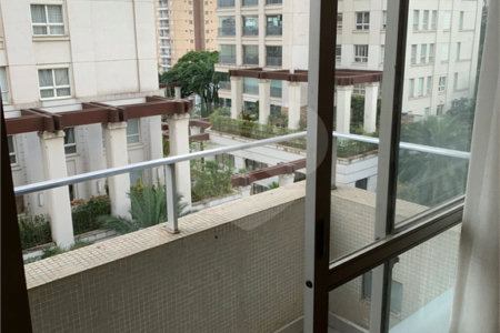 Apartamento para alugar com 2 quartos, sendo 1 suíte,  em Vila Olímpia, São Paulo, SP