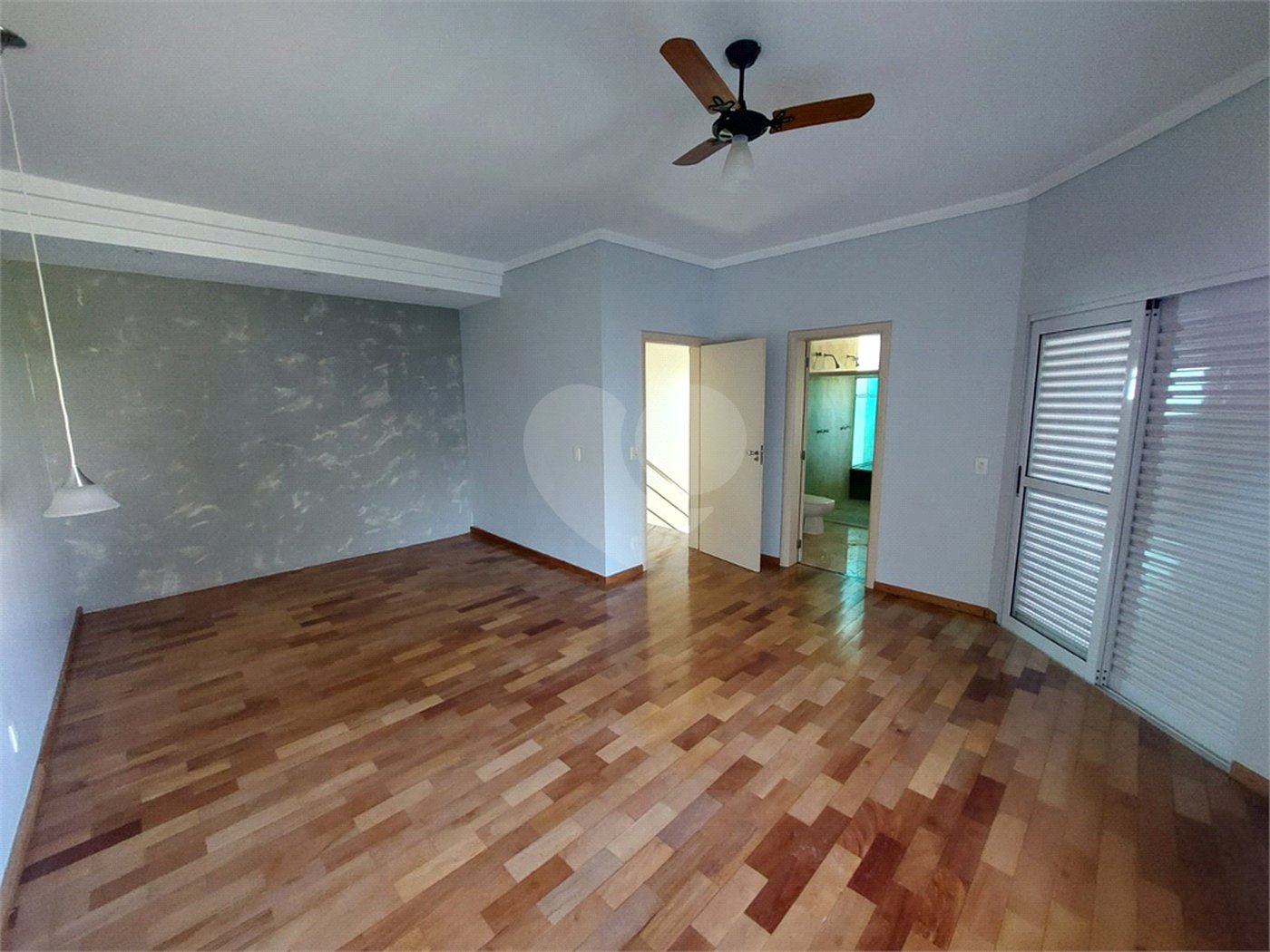 Casa à venda com 3 quartos, sendo 1 suíte, no condomínio Village Saint Clair, Sorocaba - SP