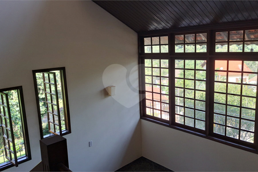 Casa à venda com 3 quartos, sendo 1 suíte, em Serra da Cantareira, Mairiporã, SP