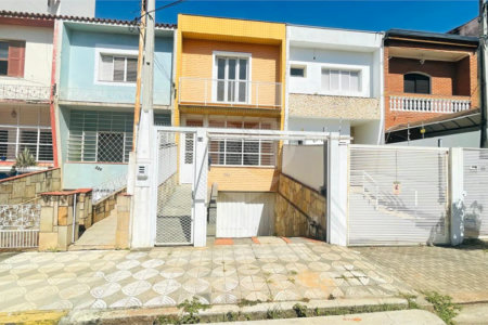 Casa à venda com 3 quartos, sendo 1 suíte, em Vila Carvalho, Sorocaba, SP