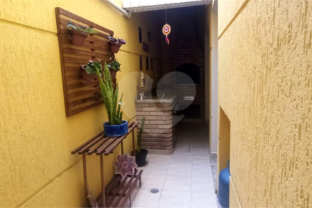 Sobrado à venda com 3 suítes em Vila Mazzei, São Paulo, SP