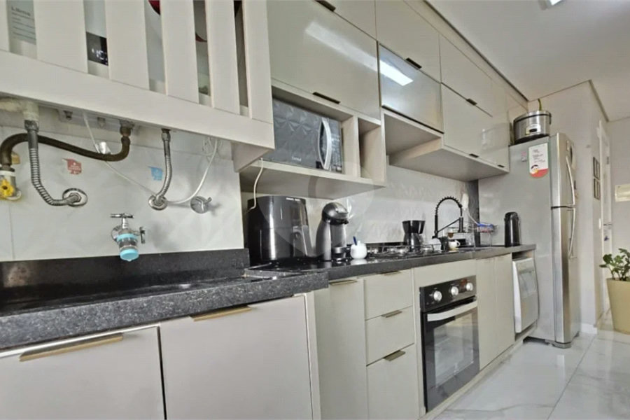 Apartamento à venda com 3 quartos, sendo 1 suíte,  em Vila Guilherme, São Paulo, SP
