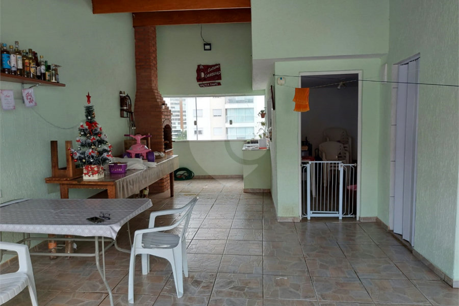 Casa à venda com 6 quartos, sendo 1 suíte, em Mandaqui, São Paulo, SP