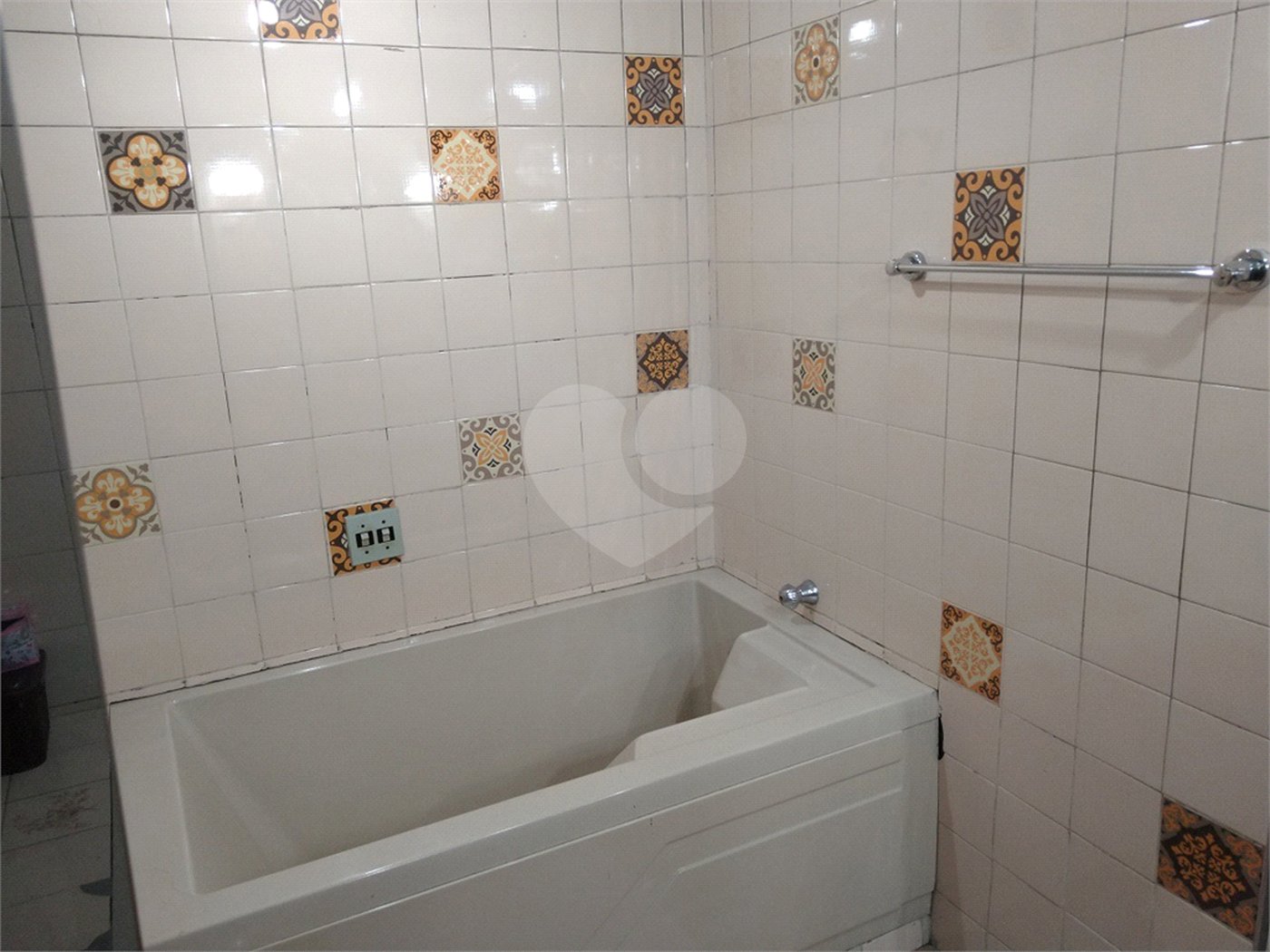 Casa à venda com 7 quartos, sendo 1 suíte, em Lapa, São Paulo, SP