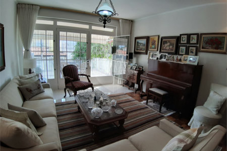 Casa à venda com 3 quartos, sendo 1 suíte, em Jardim Leonor Mendes de Barros, São Paulo, SP