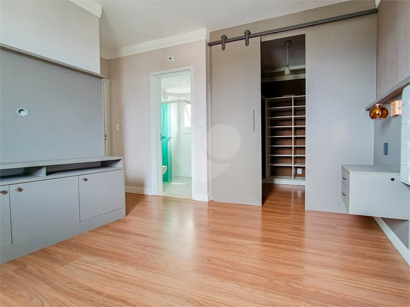 Apartamento à venda com 3 quartos, sendo 1 suíte, em Parque Campolim, Sorocaba, SP