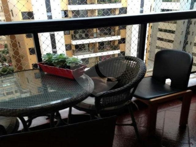 Apartamento à venda com 3 quartos, sendo 2 suítes,  em Brooklin, São Paulo, SP
