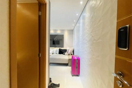 Apartamento à venda com 2 suítes em Vila Scarpelli, Santo André, SP