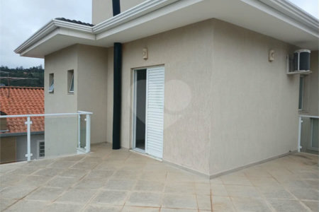 Casa para Locação no Condomínio Recanto dos Paturis em Vinhedo/SP