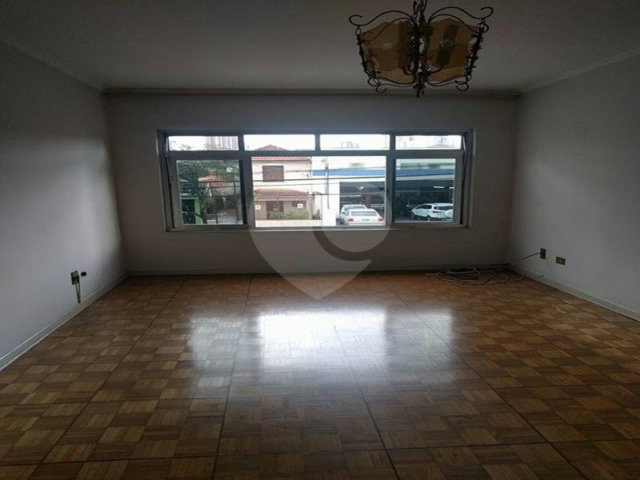 Sobrado à venda com 3 quartos, sendo 1 suíte,  em Santana, São Paulo, SP