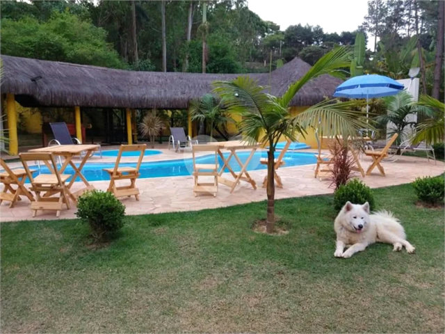 Casa à venda com 6 quartos, sendo 5 suítes,  no condomínio Cinco Lagos, Mairiporã - SP