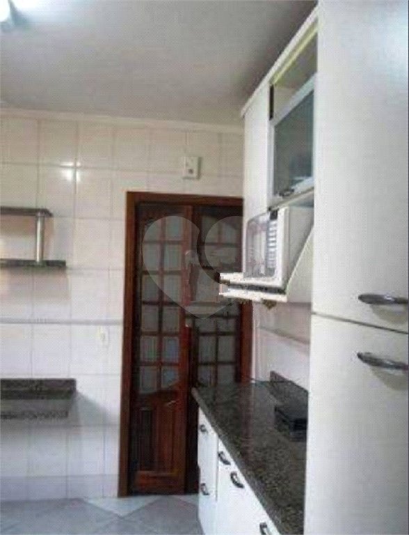 Casa à venda com 3 quartos, sendo 1 suíte, em Vila Nova Carolina, São Paulo, SP