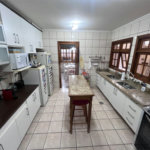 Casa à venda com 4 quartos, sendo 2 suítes, no condomínio Jornalista Américo Ariza, São Paulo - SP