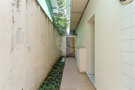 Sobrado à venda com 3 quartos, sendo 1 suíte, em Vila Olímpia, São Paulo, SP