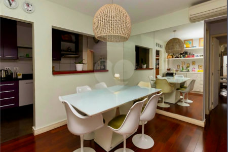 Apartamento à venda com 3 quartos, sendo 2 suítes,  em Pinheiros, São Paulo, SP