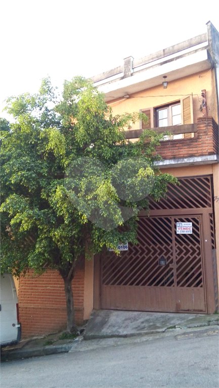 Sobrado à venda com 5 quartos, sendo 1 suíte, em Parada Inglesa, São Paulo, SP