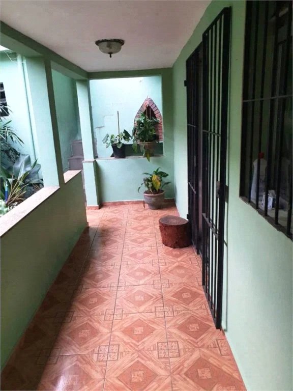 Casa de Vila à venda com 3 quartos em Jardim São Roque, São Paulo, SP