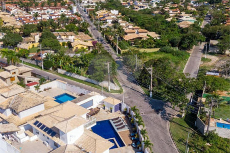 Casa à venda com 12 quartos, sendo 8 suítes, em Geribá, Armação dos Búzios, RJ