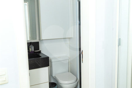 Apartamento à venda com 4 quartos, sendo 2 suítes, em Moema, São Paulo, SP