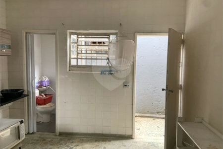 Casa à venda com 3 quartos em Cidade Vargas, São Paulo, SP