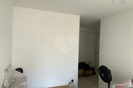 Apartamento à venda com 3 suítes em Bela Aliança, São Paulo, SP