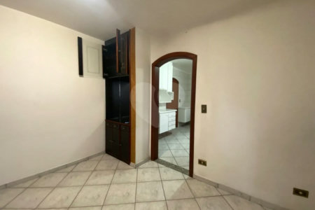 Sobrado à venda com 4 quartos, sendo 1 suíte, em Santana, São Paulo, SP
