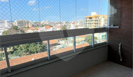 Apartamento à venda com 2 quartos, sendo 1 suíte, no Centro, Cabo Frio, RJ