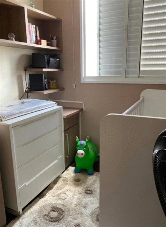 Apartamento à venda com 3 quartos, sendo 1 suíte,  em Lapa, São Paulo, SP