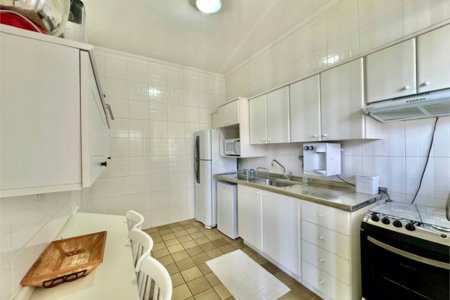 Apartamento Residencial à venda, Pitangueiras, Guarujá - AP0768.