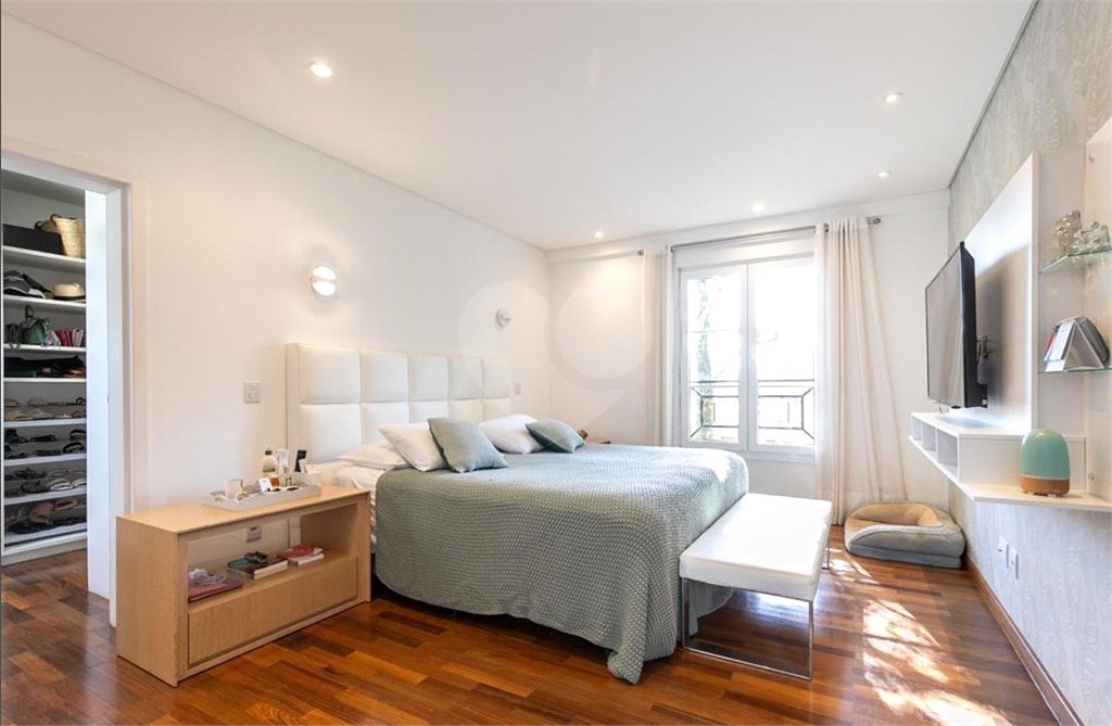 Casa à venda com 4 suítes no condomínio Residencial Villa Fiume Rosso, São Paulo - SP
