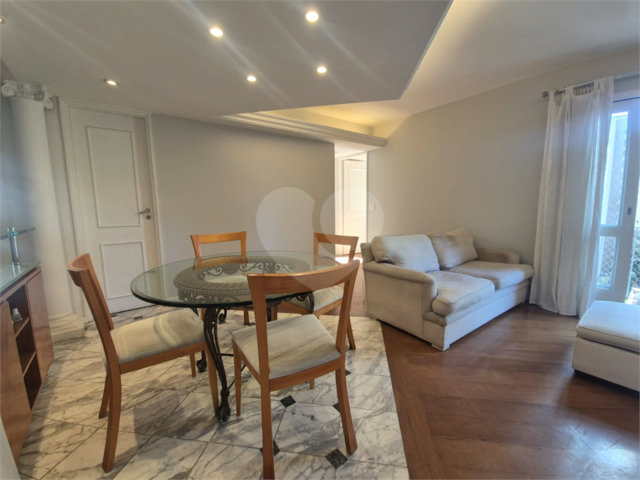 Apartamento para alugar com 2 quartos em Moema, São Paulo, SP