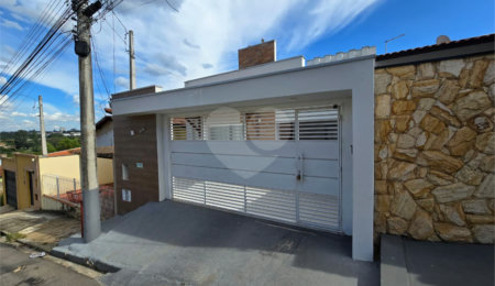 Casa para alugar com 3 quartos, sendo 1 suíte,  em Vila Rosa, Itapetininga, SP