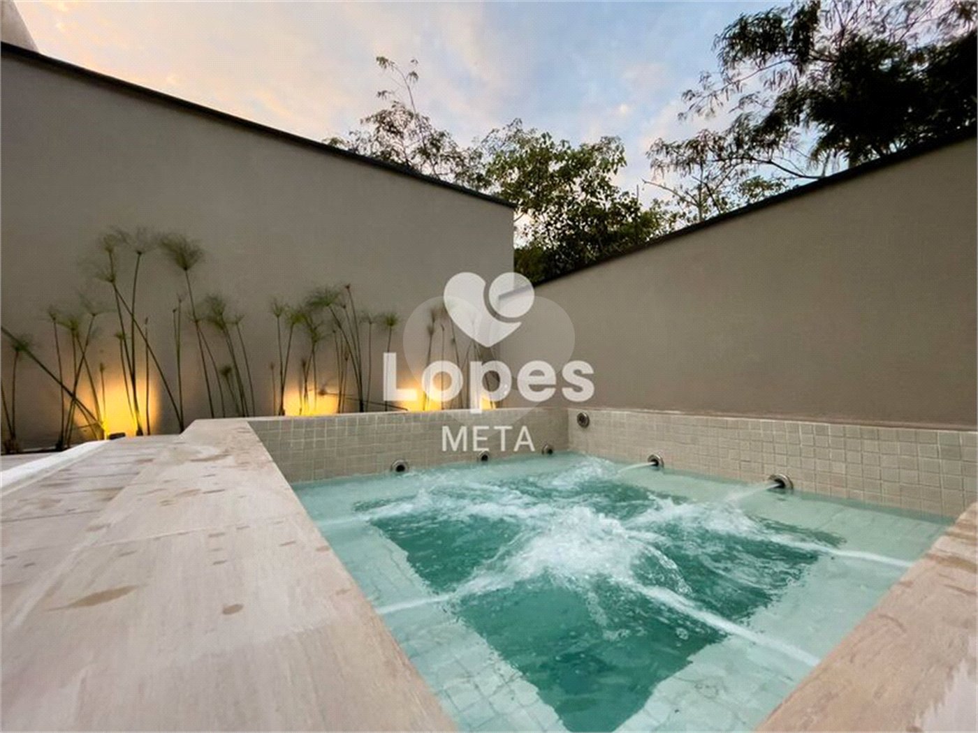 Casa à venda com 3 suítes no condomínio Bosque Urbanova, São José dos Campos - SP