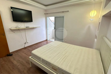 Casa à venda com 4 quartos, sendo 3 suítes, em Vila Galvão, Guarulhos, SP